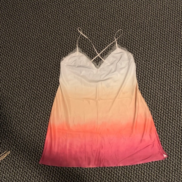 ❌SOLD Victoria Secret Slip dress heatwave ombré - Picture 9 of 13